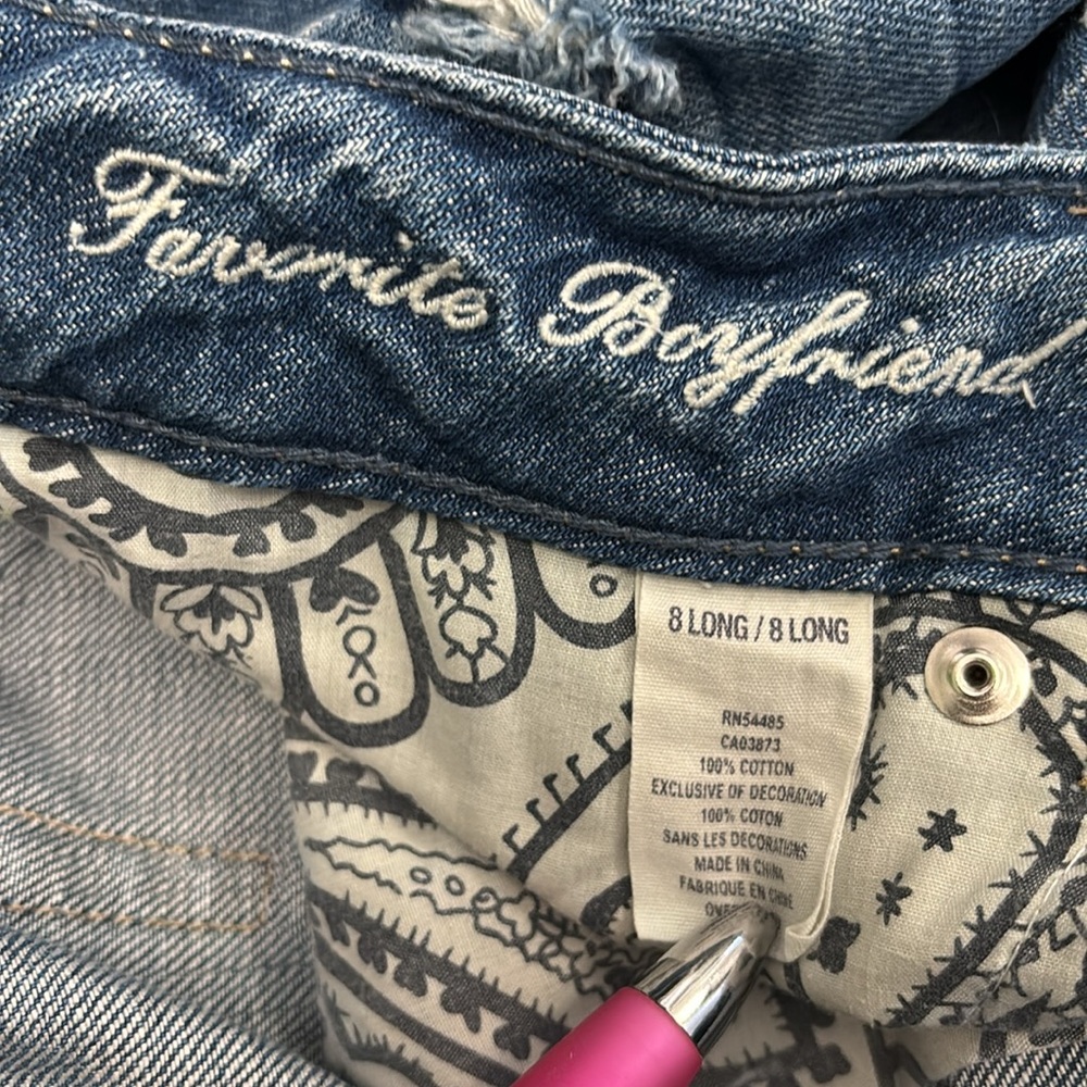 SOLD.American Eagle Low Rise Favorite Boyfriend Jean - Picture 9 of 10